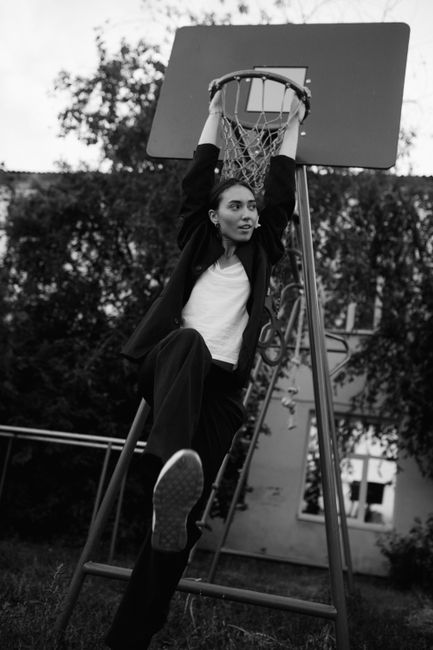 巨大喜讯！24岁中国车手即将代表张雪机车参赛